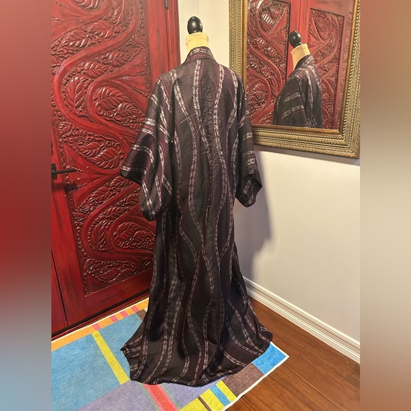 Super CHIC VINTAGE KIMONO! Light and flowy - Picture 2 of 5